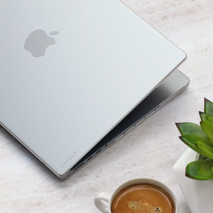 Carcasa Rigida Satechi Eco para MacBook Pro de 14¨ - Transparente